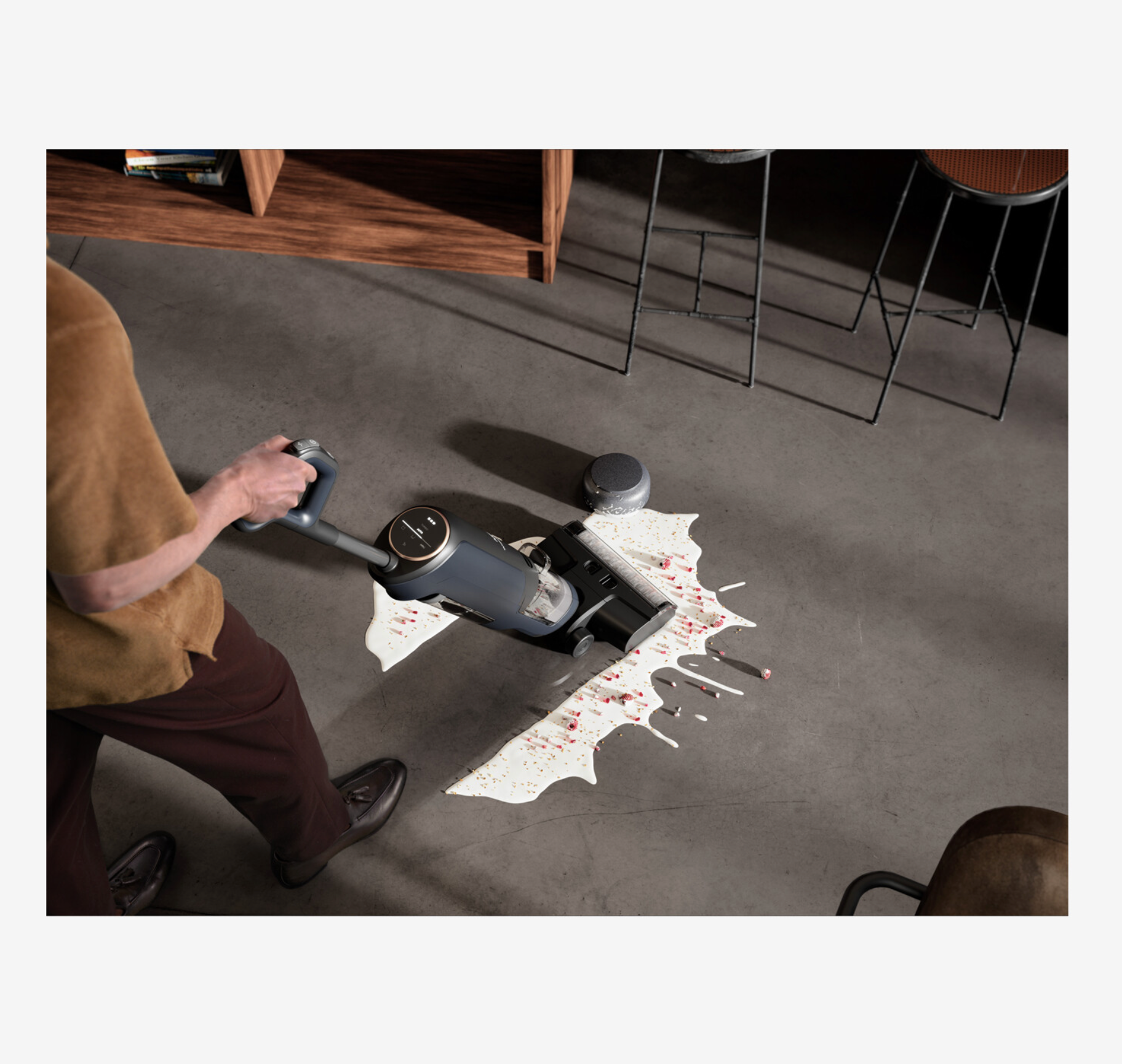 Aspirateur laveur (Wet&Dry) AEG - AW81U3DB